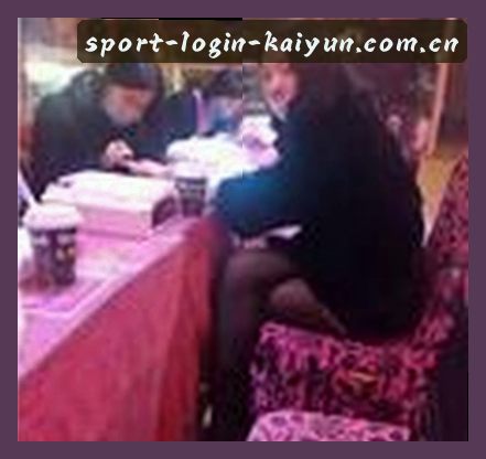 李女士